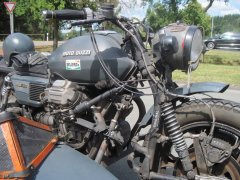 Da lacht das Schrauberherz - das Moto Guzzi–Gespann.