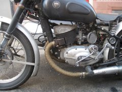 Die besten Hitzeschutzbänder für Cafe Racer Auspuffkrümmer - Cafe