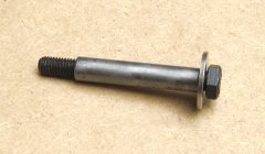 Eine Adapter–Schraube für ein Schwungrad.