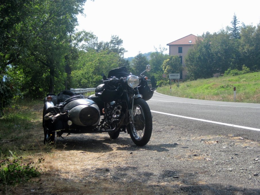 Elba 2016: Auf dem Passo del Bracco (ligurische Küste) mit dem Victoria–Gespann.